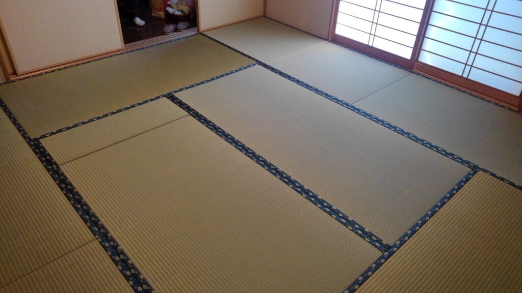 畳貼替