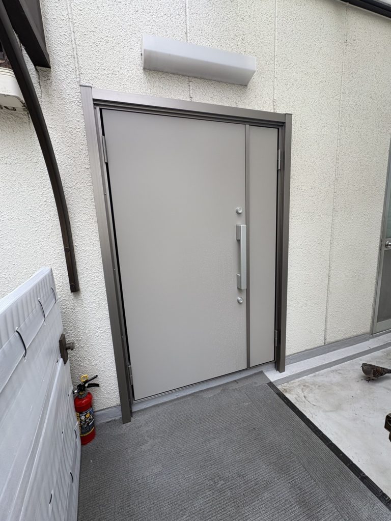 品川区◯◯様邸 玄関ドアカバー工法